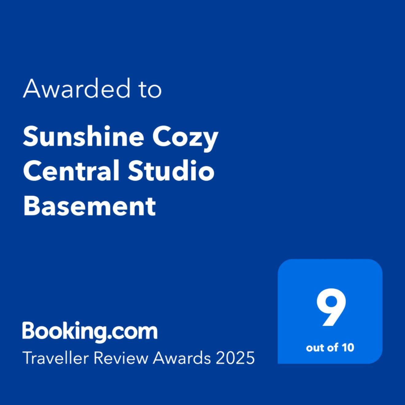 Sunshine Cozy Central Studio Basement Heraklion  Bagian luar foto